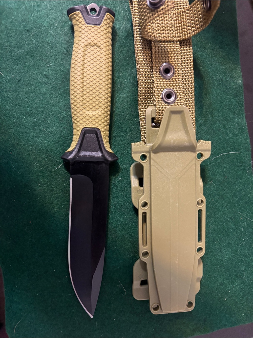 Tactical Fixed Blade Knife with Olive Handle and Sheath - Men Accessories
